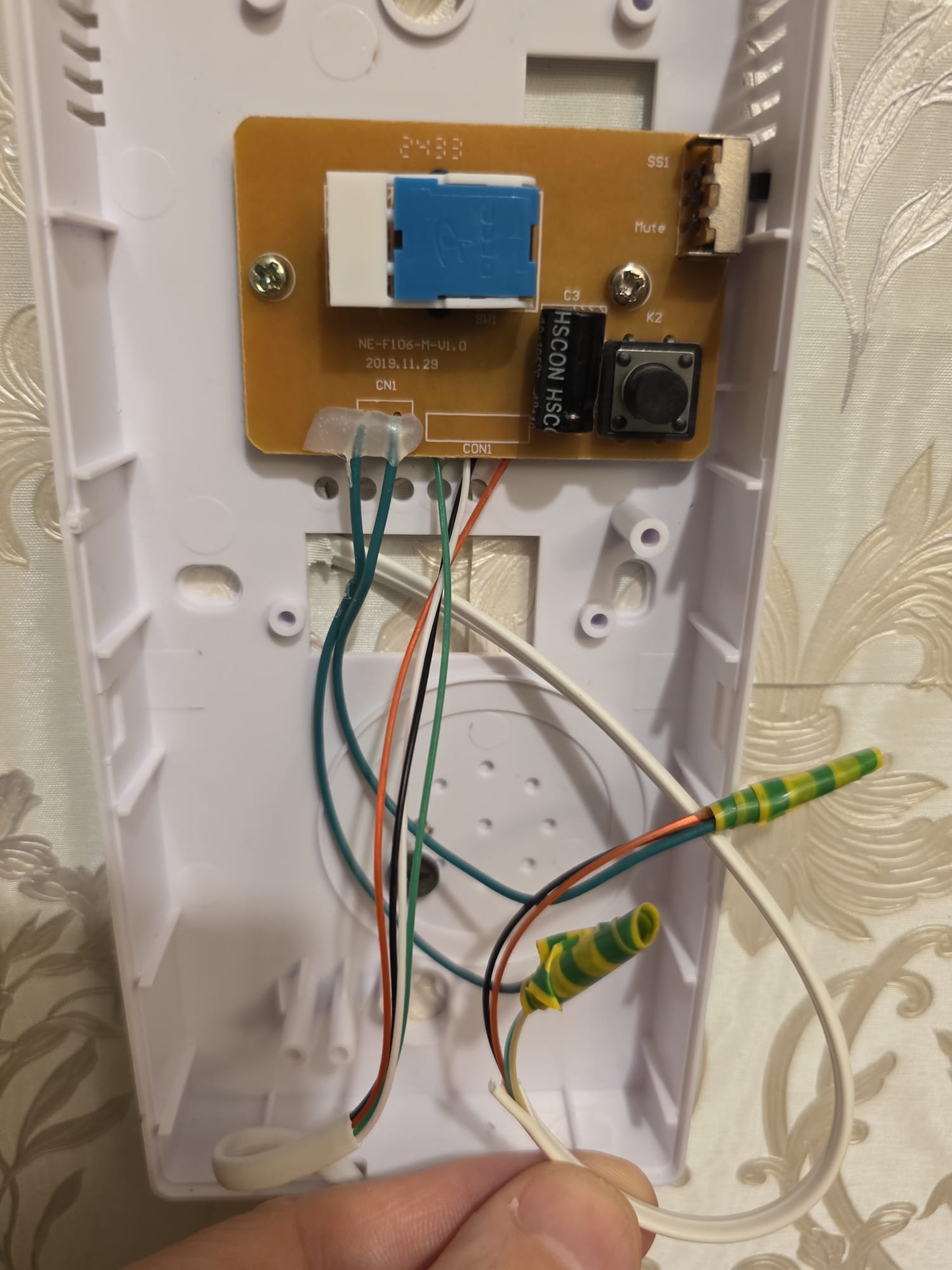 Aparat Genway desfăcut cu nodurile izolate